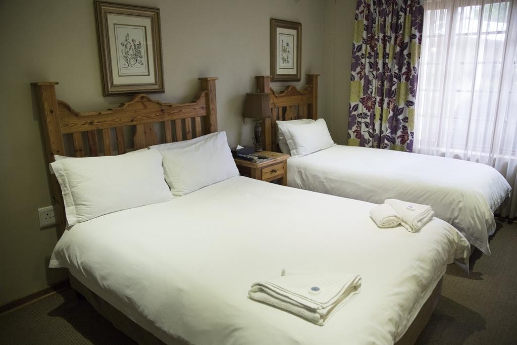 La Vie & Rose Lodge Bloemfontein Exterior photo