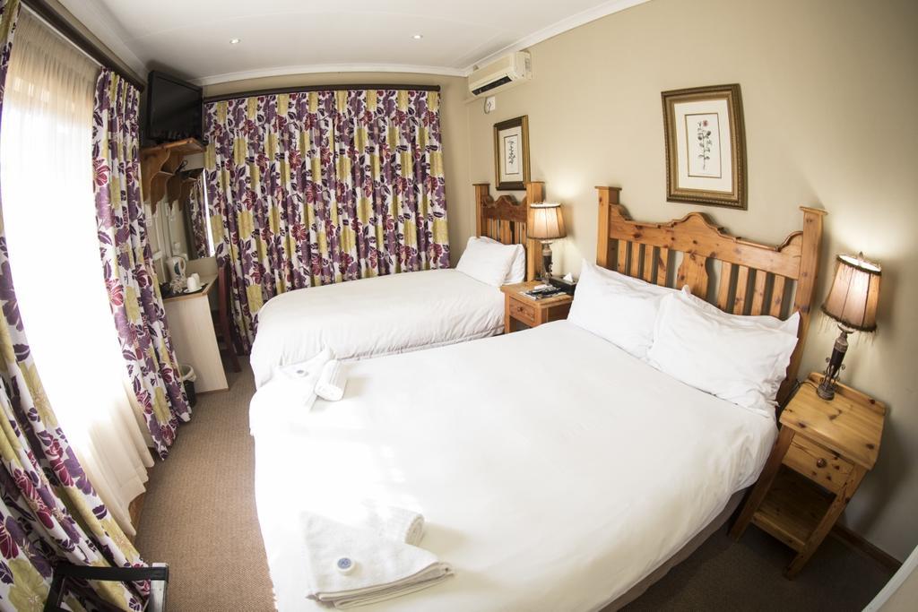 La Vie & Rose Lodge Bloemfontein Exterior photo