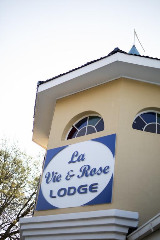 La Vie & Rose Lodge Bloemfontein Exterior photo